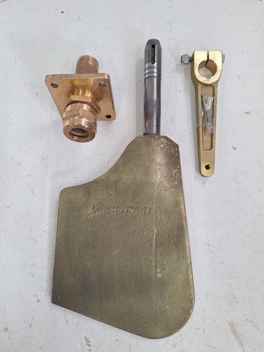Gouvernail mastercraft 8 - gouvernail, 1