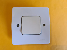 Legrand 80500 ou 805 00 - Interrupteur Simple Allumage Neptune 2 Blanc - UNITE