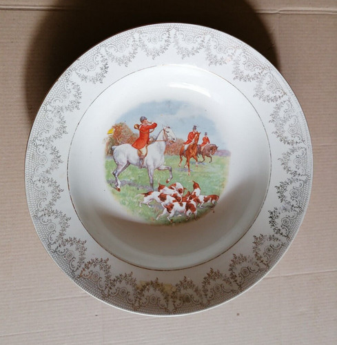 Plat creux scène chasse - de,