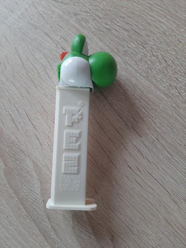 Figurine distributeur bonbon - distributeur,