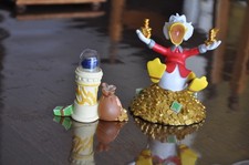 Rare Objet de collection Figurine Disney Picsou sur son tas d'or et le sou fétic