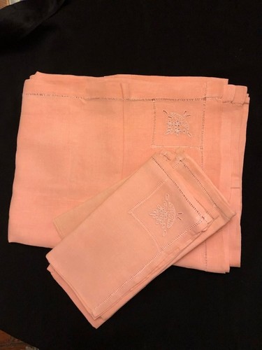 Nappe ancienne brodée - +, 6