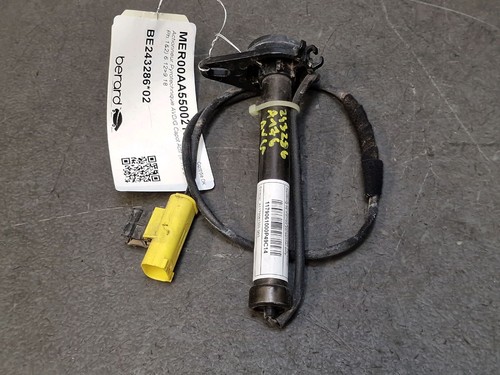 Actionneur pyrotechnique droit