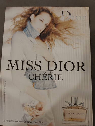 Publicité papier parfum - publicité,