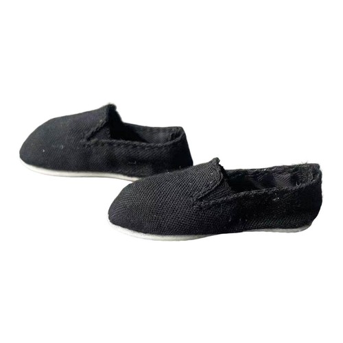 Chaussures miniatures modernes