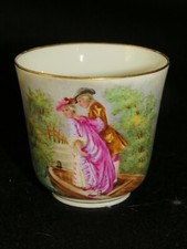 PORCELAINE DE SEVRES TASSE