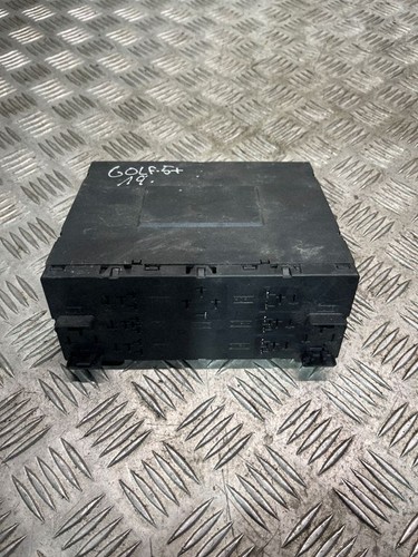 Volkswagen golf 2008 module - volkswagen, v
