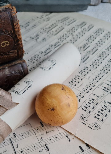 Ancienne boule billard - de,