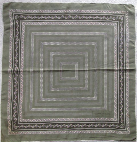 Authentique foulard pierre - -authentique,