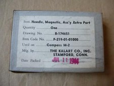 aiguille rechange boussole artillerie US M2 dans sa boite carton datée 1944