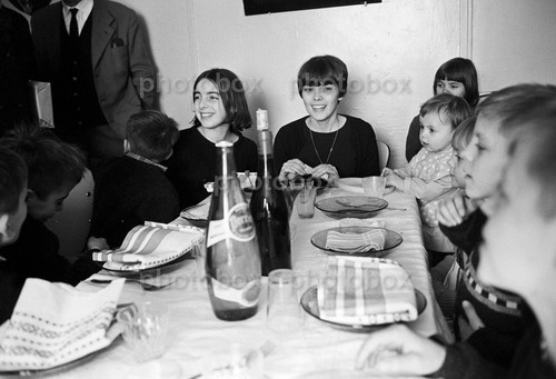 Mireille mathieu exclusive - mireille,