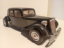 Roman SP Jouet Citroen Traction 11 BL Non Stop tole mecanique 1/18 Très bon état