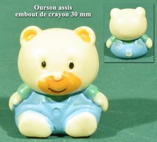 Ourson assis embout de crayon, plastique 30 mm, origine inconnue