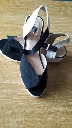Neuf pieds noir lanières - noir,