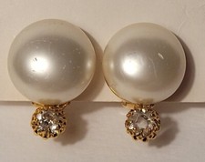 BIJOUX VINTAGE BOUCLES D'OREILLES A CLIPS SIGNÉ CHANEL PERLES STRASS #B# K3  