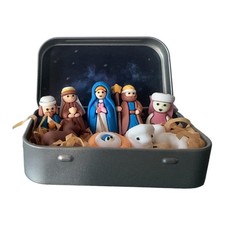 Mini crèche de Noël dans une