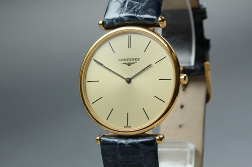 Presque comme neuve montre - [presque,