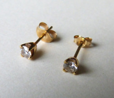 Boucles clous d'oreille