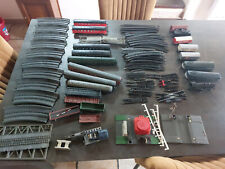 GROS LOT DE TRAINS  JOUEF ET AUTRES