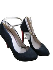 "ZARA" ESCARPINS A TRES HAUT TALON FIN =13 CMS POINTURE 37