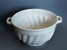 Égouttoir À Anses Porcelaine Blanche Modèle Torsadé Cuisine Arts De La Table