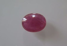 RUBIS OVALE CABOCHON NATUREL  4,72 cts