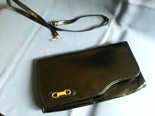 Sac Pochette noire cuir verni