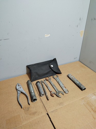 Trousse outils suzuki 125 - trousse,