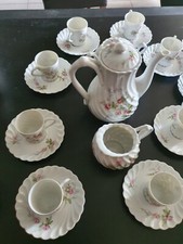 Service de table ancien en Porcelaine De LIMOGES BERNARDAUD Modèle SYLVIE 