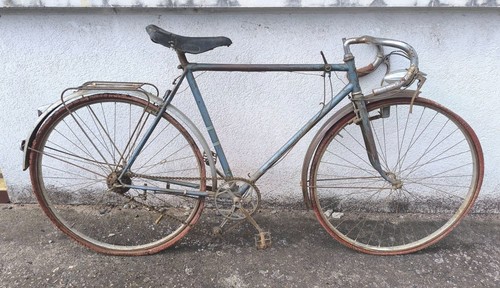 Ancien vélo hirondelle demi - ancien,