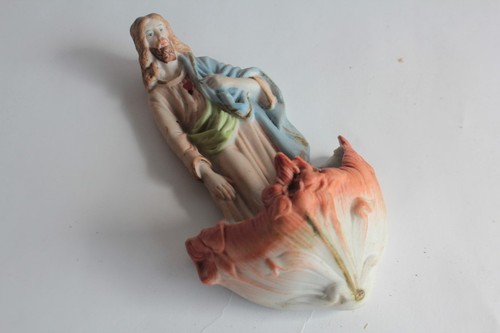 Bénitier porcelaine biscuit