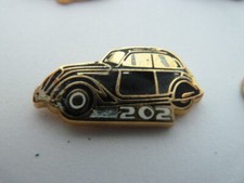 PIN' S 'VOITURE /  PEUGEOT