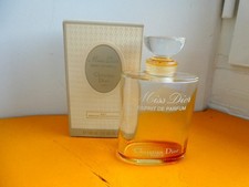 Ancienne Bouteille  esprit de parfum  🎈D"ïôR🎈   100ml  + boite