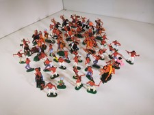 Timpo Toys – Lot d’environ 50 soldats démontables vintage (figurines 5,5 à 7,5 )