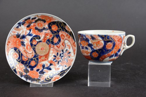 Ancienne tasse thé - thé, et