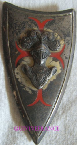In22549 insigne centre - -,