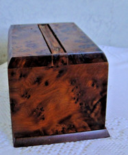 Distributeur de cigarettes ancien en bois vintage loupe bois de noyer