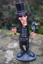 841.7000  FIGURINE CHANTEUR ALICE COOPER HARD ROCK   CARICATURE WARREN STRATFORD