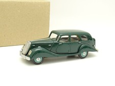 Miniroute Résine SB 1/43 - Panhard Dynamic X81 Malle 1939 Verte