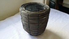 Cache pot en osier de 18,5 cm de haut 