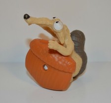 RARE 2012 Pull String Scrat