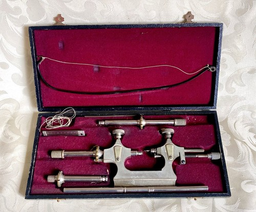 Ancien tour pivoter horloger - tour,