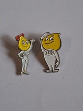 Lot Pins Esso