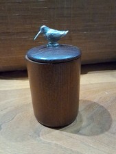 porte-bougie en bois sur le