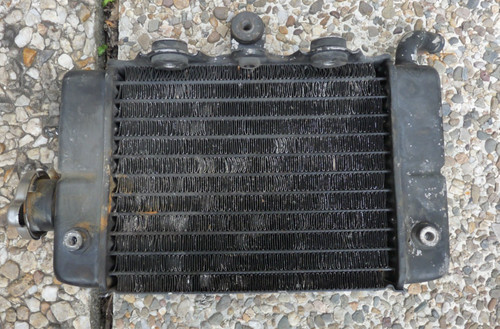 Radiateur eau droit honda xl - radiateur,