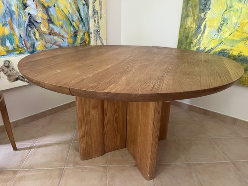 Une table ronde - ronde, orme