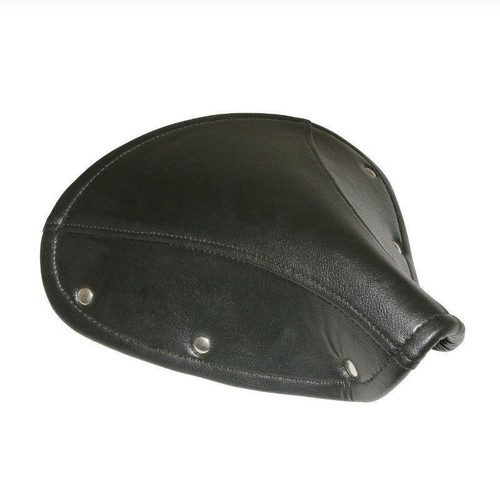 Dessus selle pour - de,