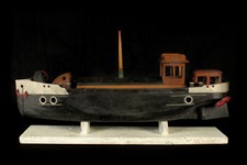Ancienne maquette de bateau en bois, péniche de Paris c.1930 / Art Populaire