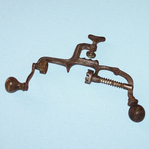 Ancien sertisseur - , de