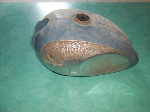 Réservoir bleu moto - , ancienne